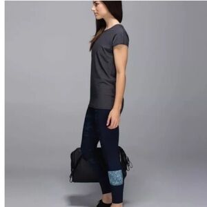 Lululemon Athletica Navy Leggings Size 4